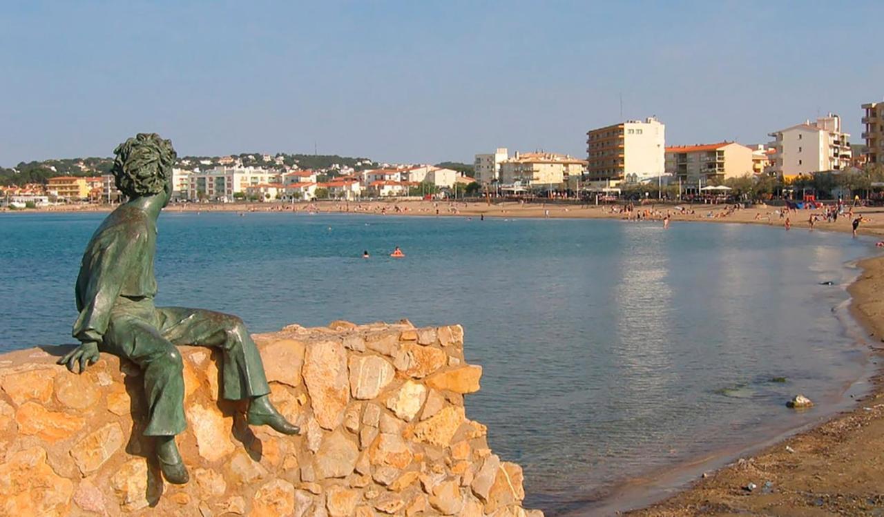 Llagut Apartment L' Escala Bagian luar foto